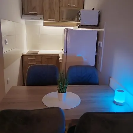 Apartment 25