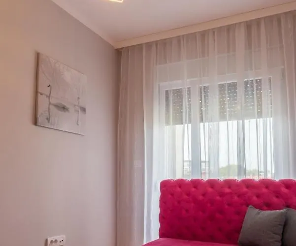 25 * Vrnjačka Banja